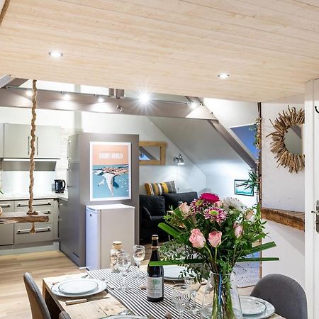 Apartmán Le Petit Melorien Saint-Méloir-des-Ondes Exteriér fotografie